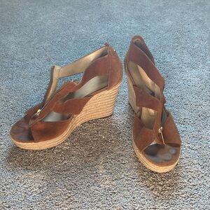 MICHAEL KORS Damita Zip up wedge heels